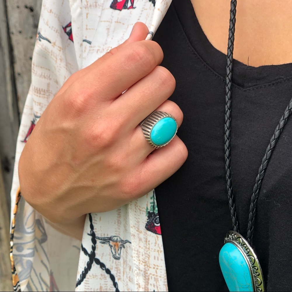 [ Brand New ] DDR/Peyote Bird Turquoise Ring